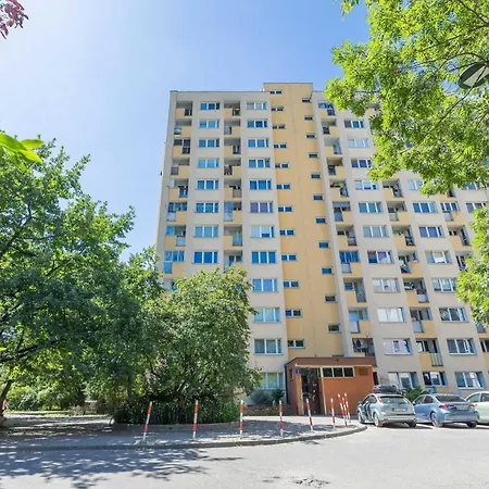 Exceptional With Air-conditioning And Balcony In By Renters